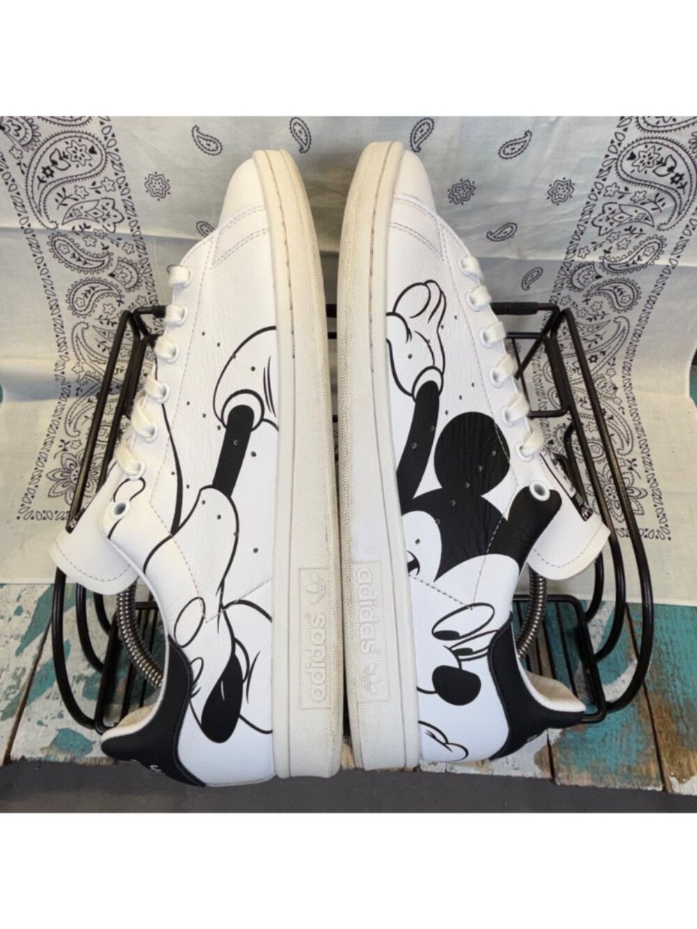 Adidas x Disney Stan Smith Mickey Mouse White Trainers FW2895 Mens Size 12 - Picture 8 of 11